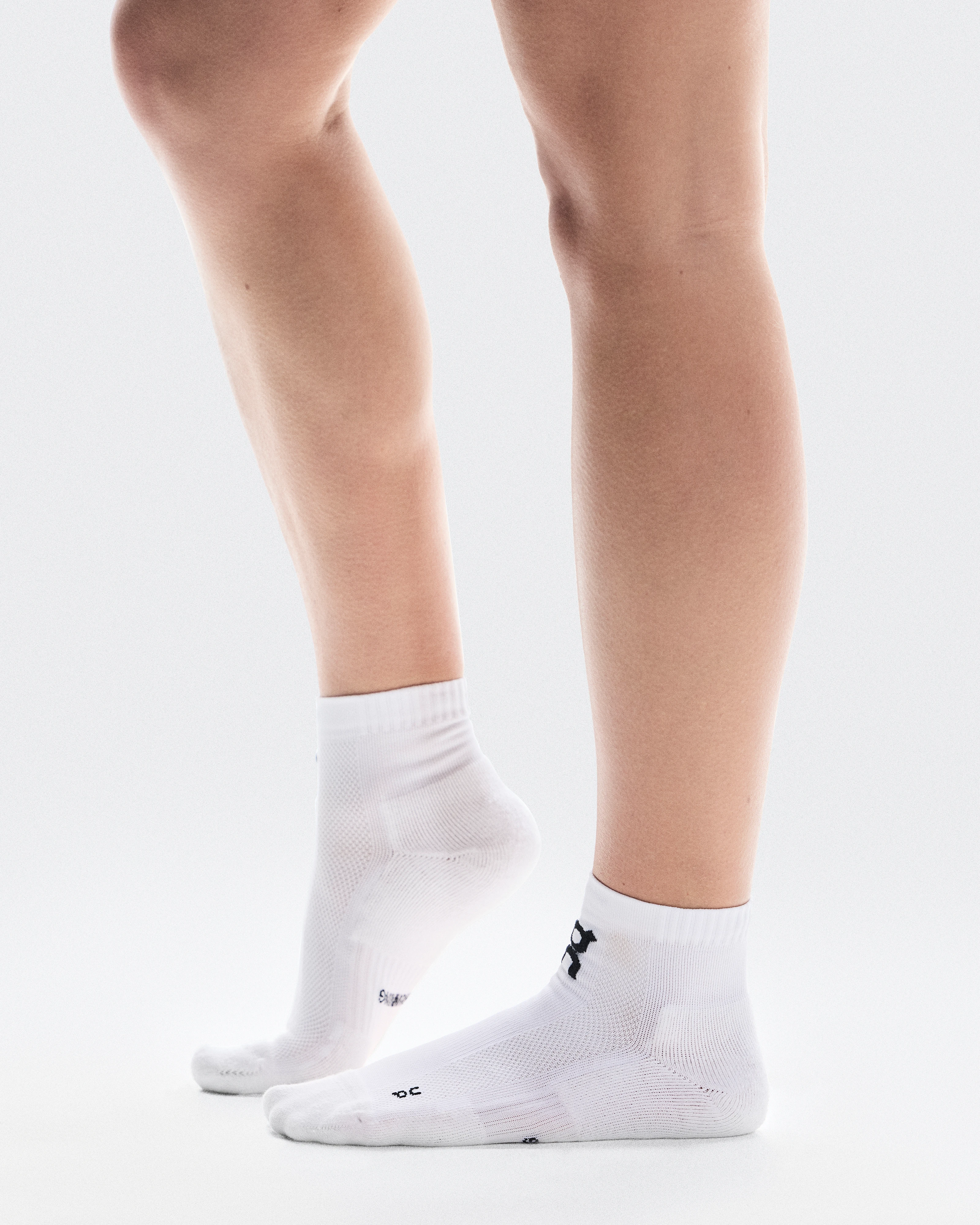 On Core Run Sock Mid 2P White Unisexe Chaussettes