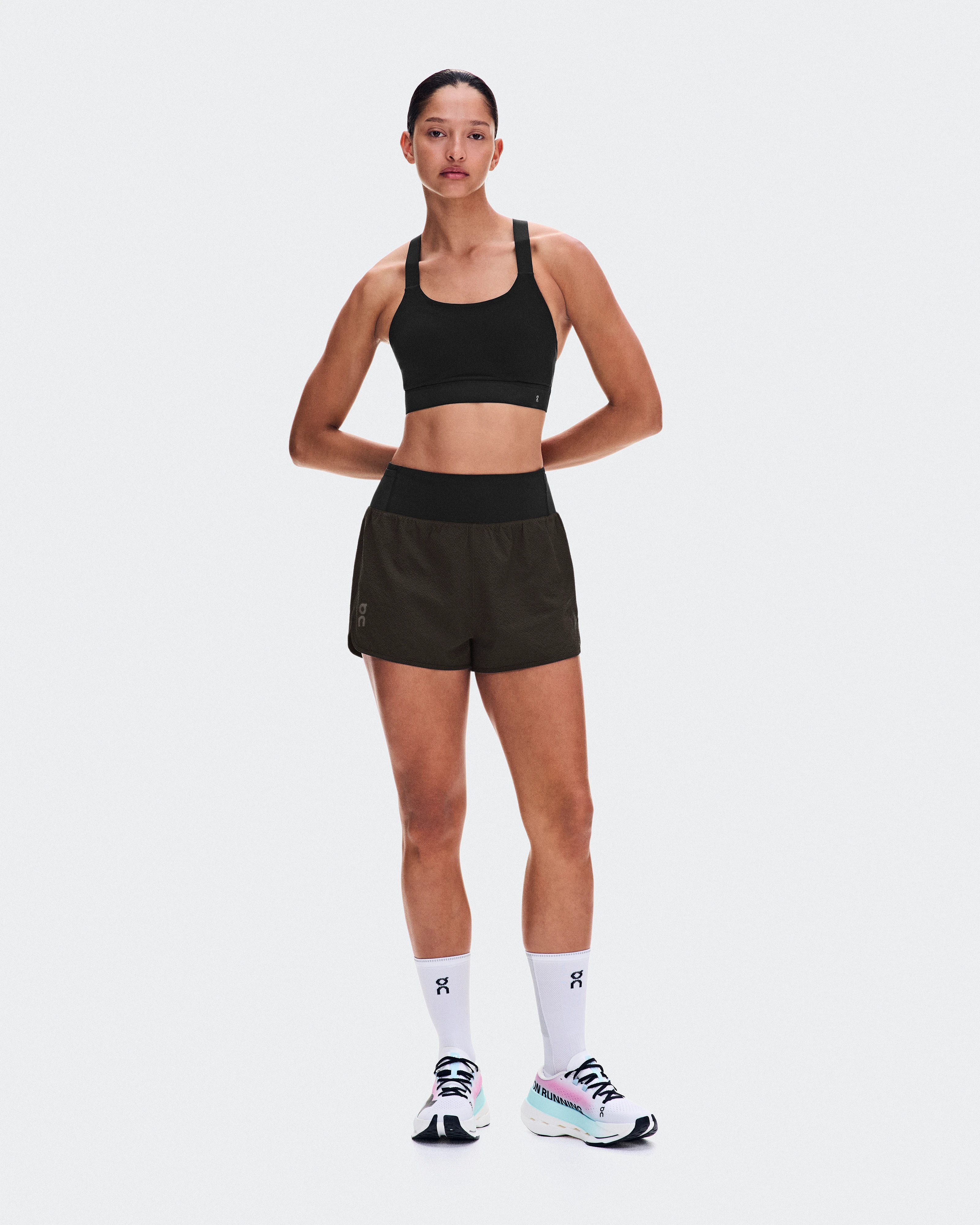On Performance Volt Shorts Espresso Femme Shorts