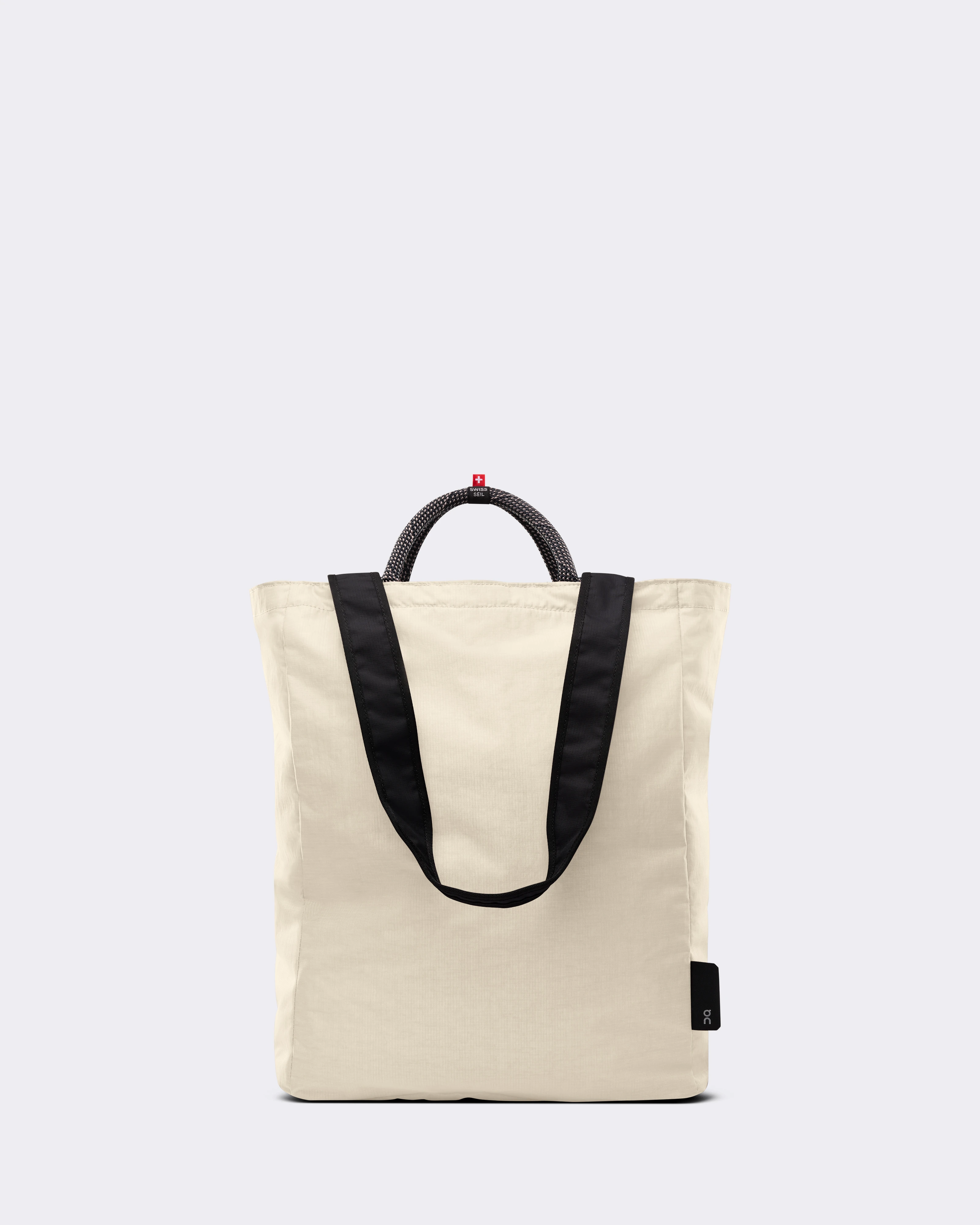 On Tote Pack 25L Cream & Black Unisexe Sacs
