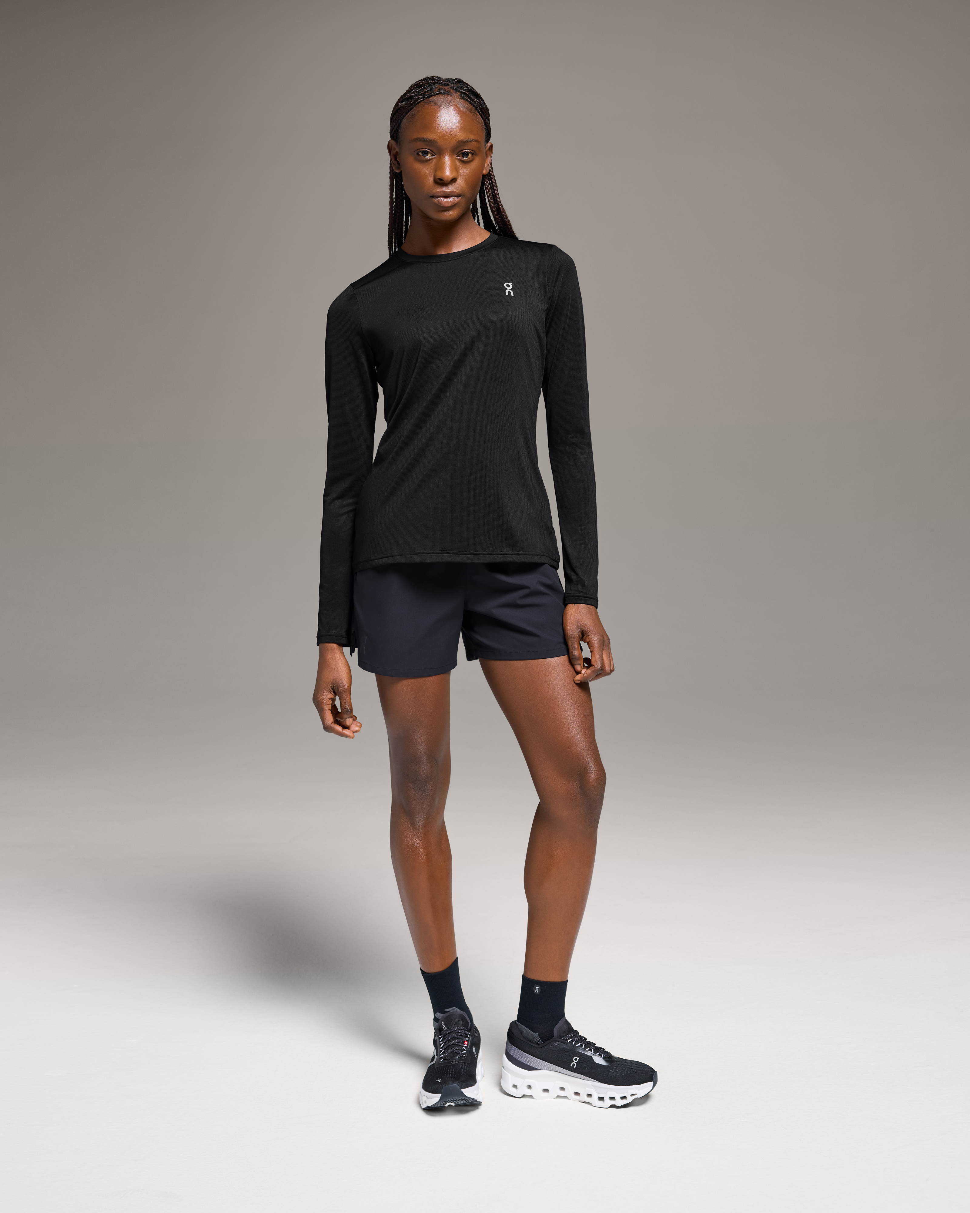 On Core Long-T Black Femme Hauts et t-shirts