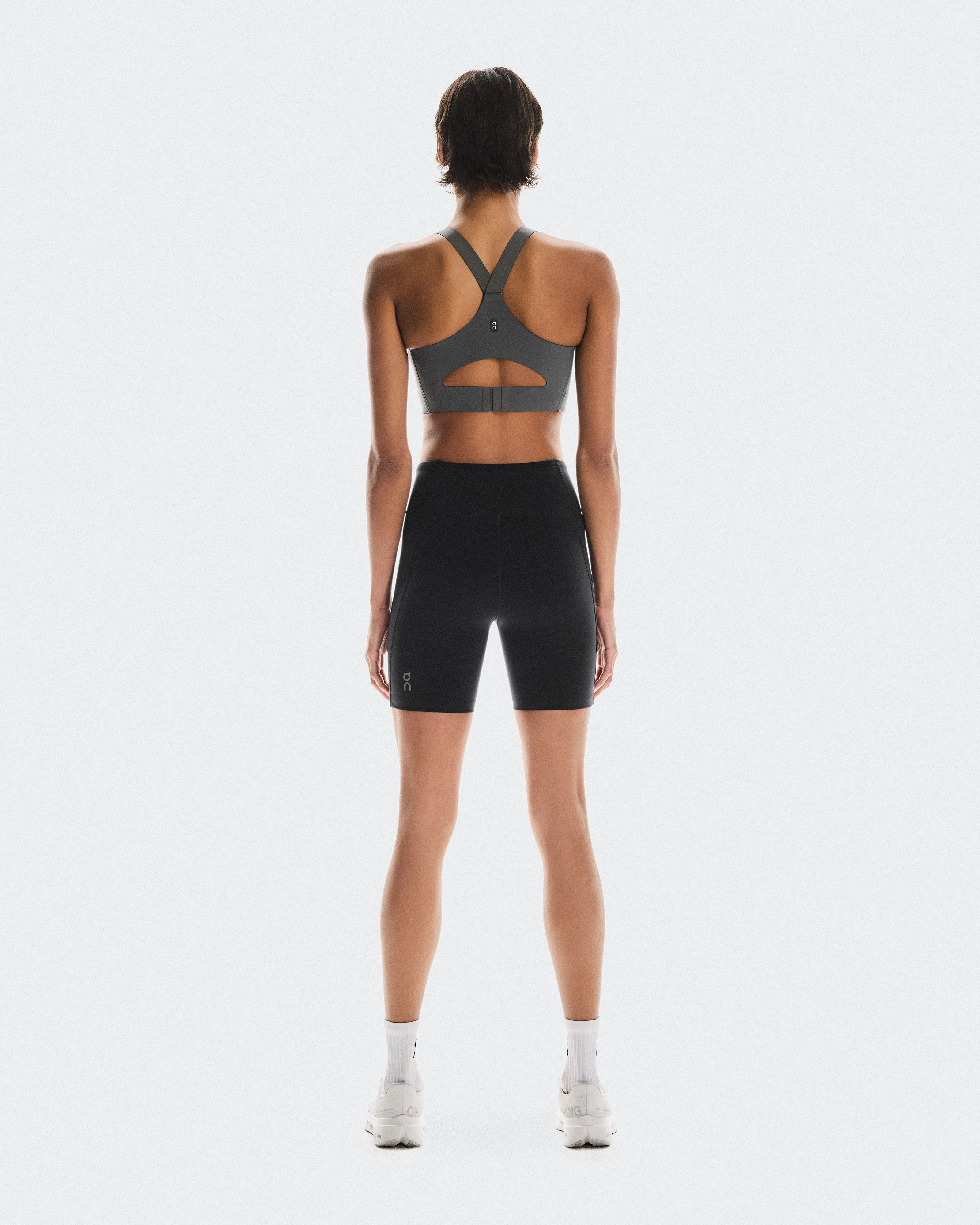 On Performance Tights Short Black Femme Leggings