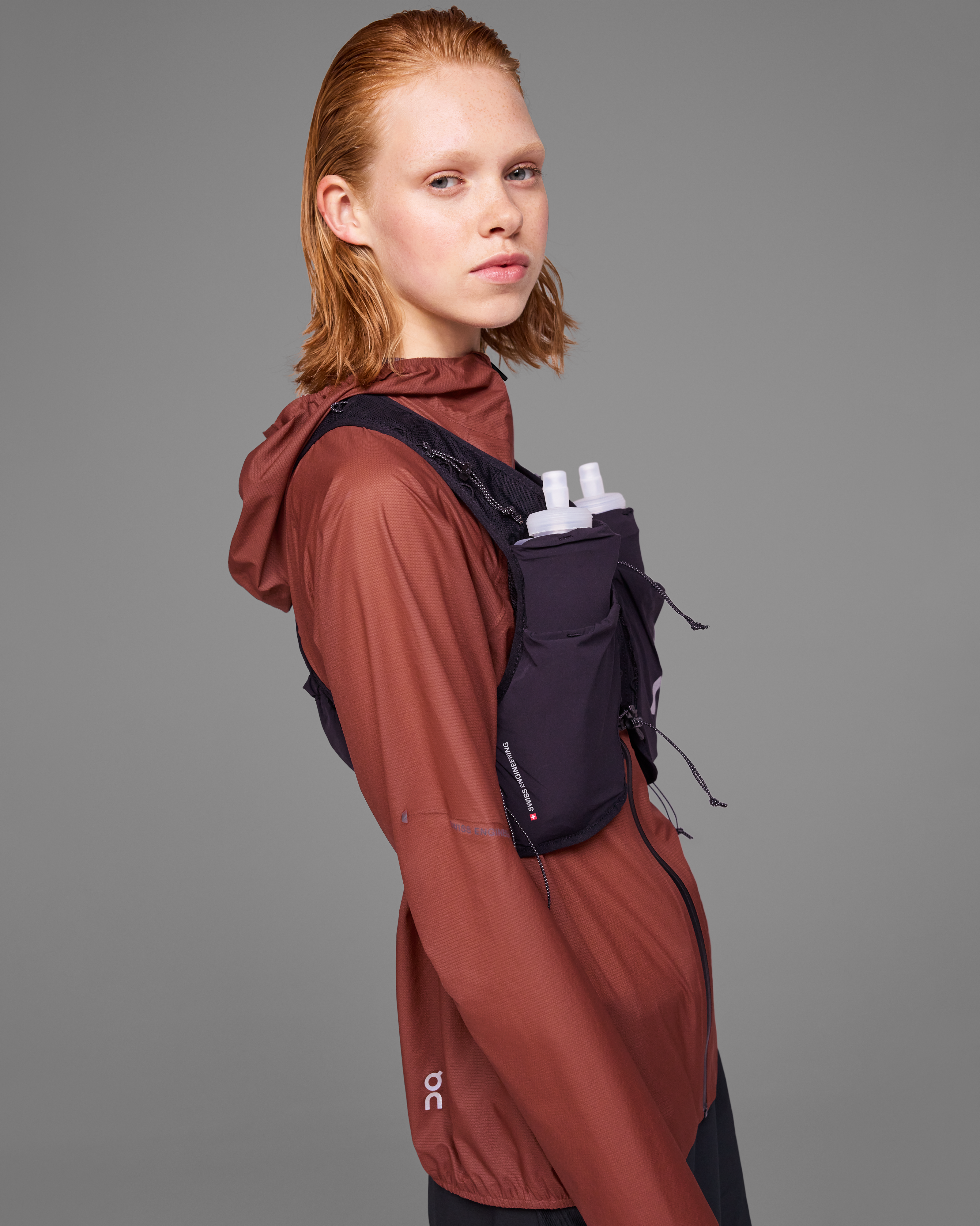 On Ultra Vest 10L Black Unisexe Gilet