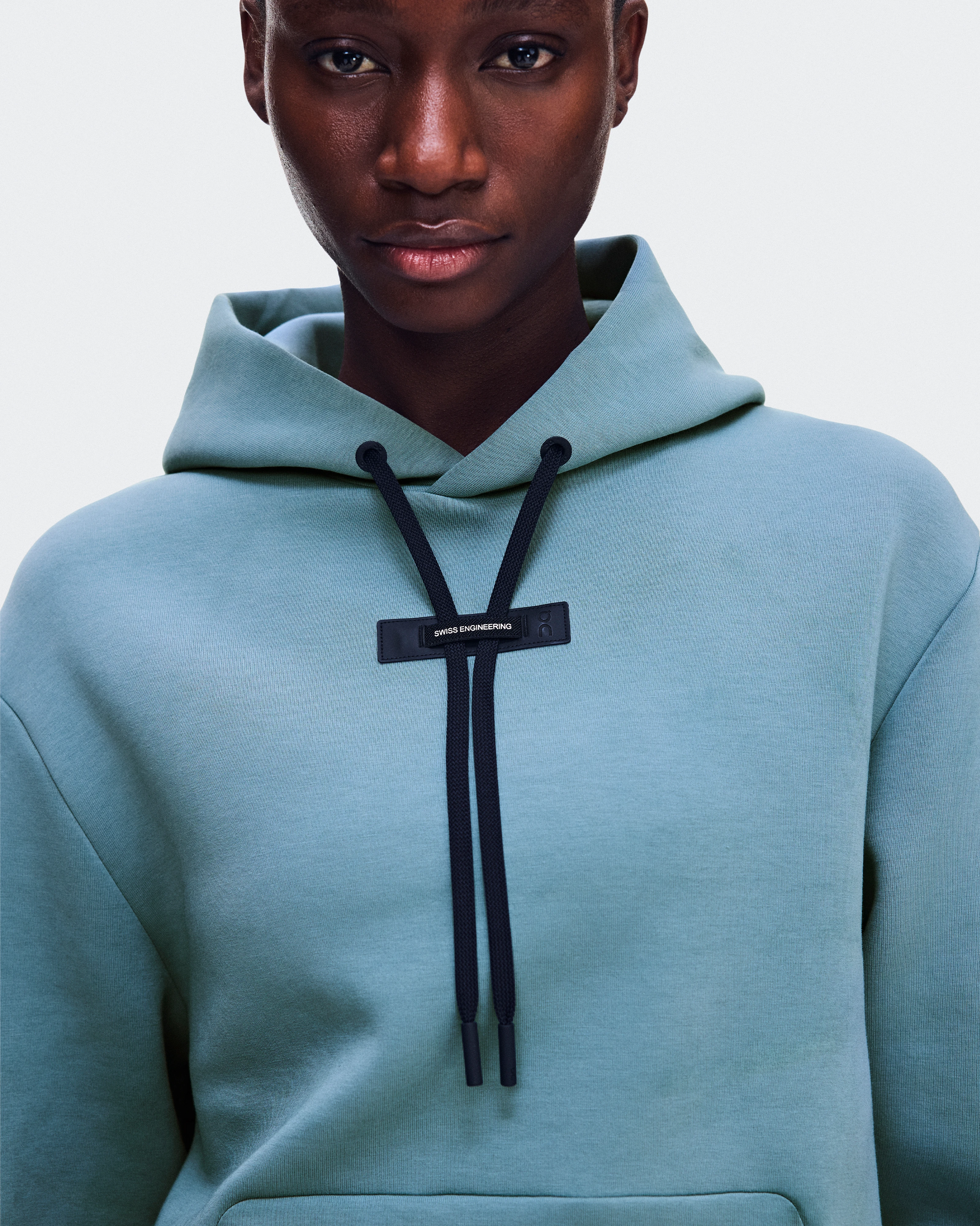 On Focus Tech Hoodie Agave Femme Sweats à capuche et sweats