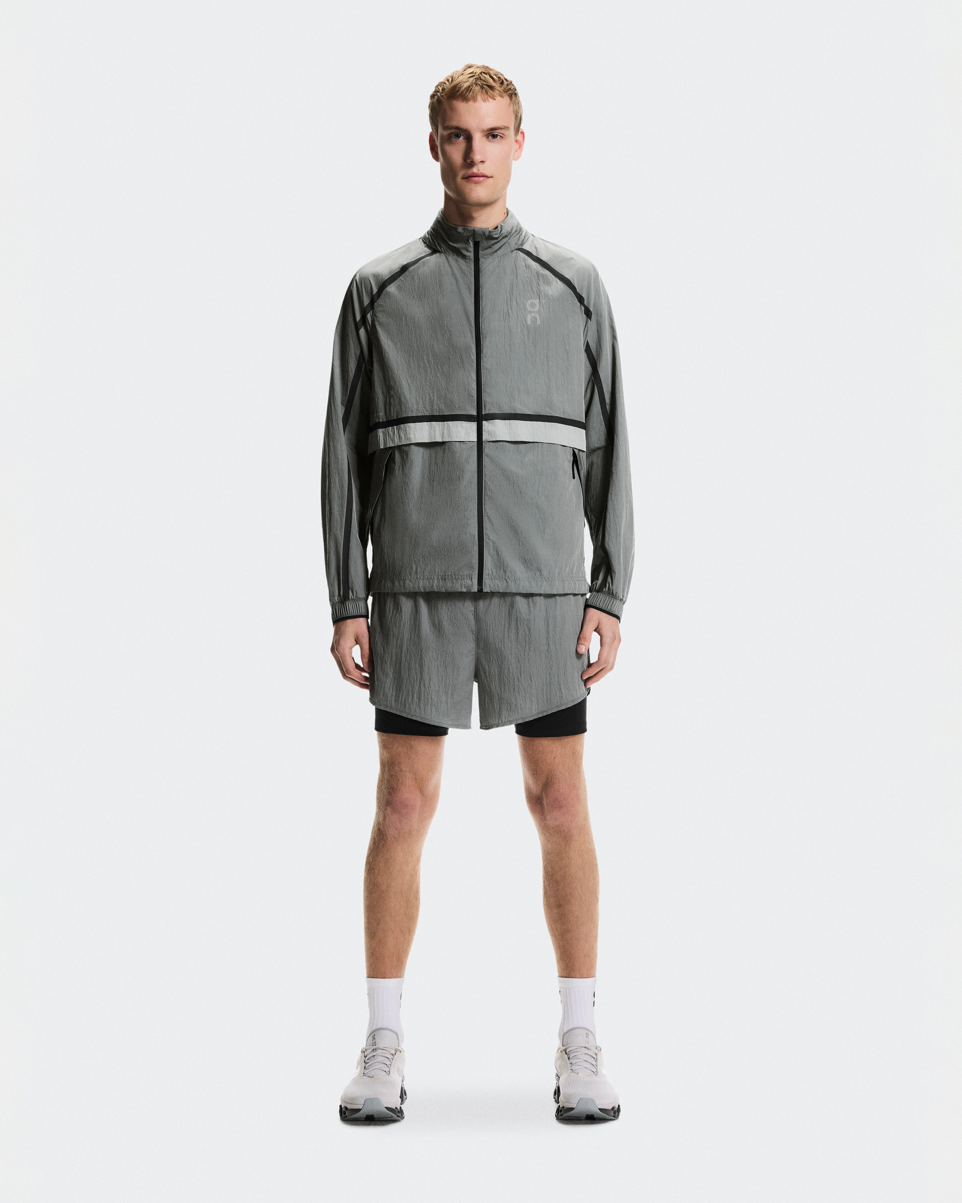 On Performance Volt Shorts Glacier Homme Shorts