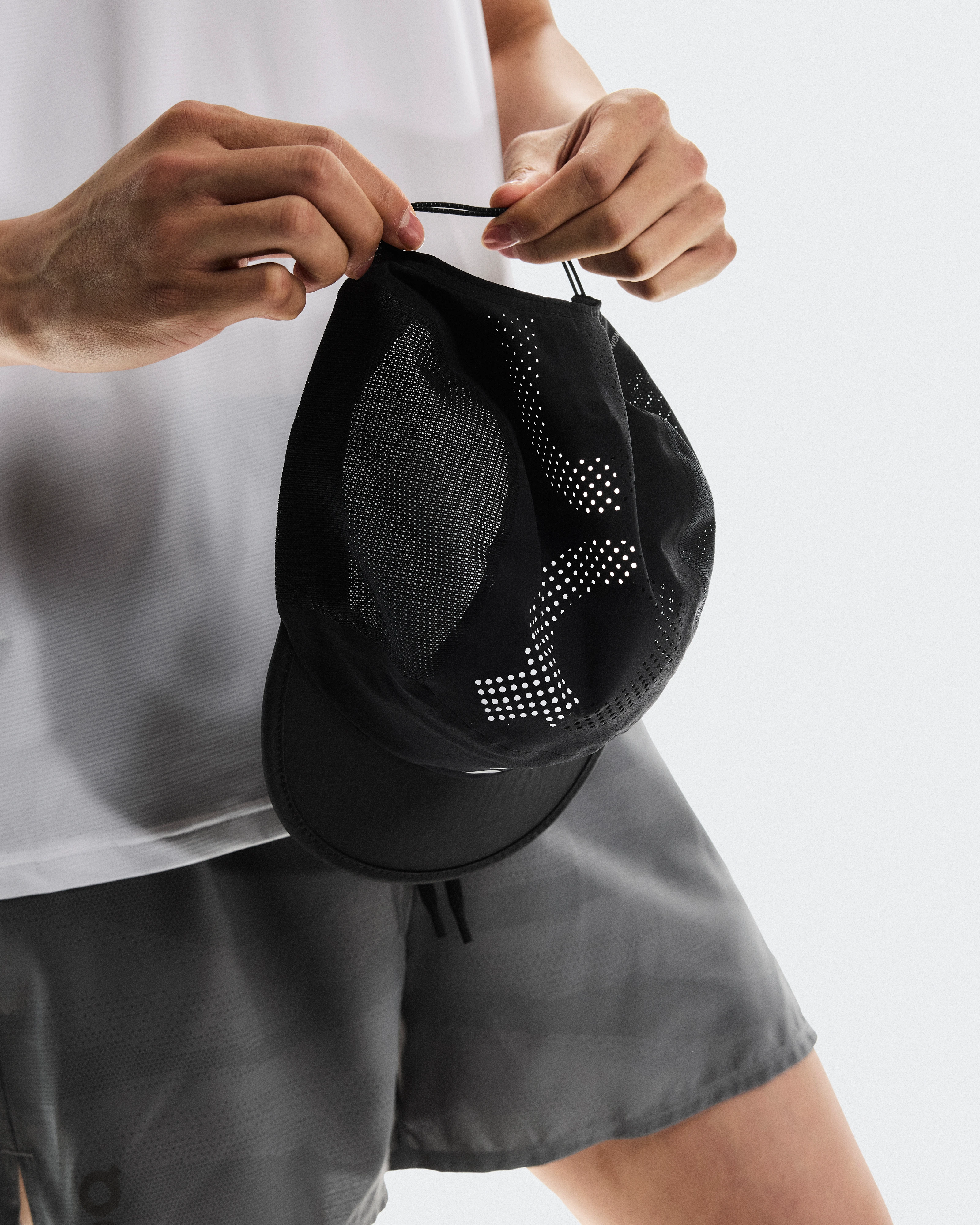 On Ultra Cap Black Unisexe Chapeaux