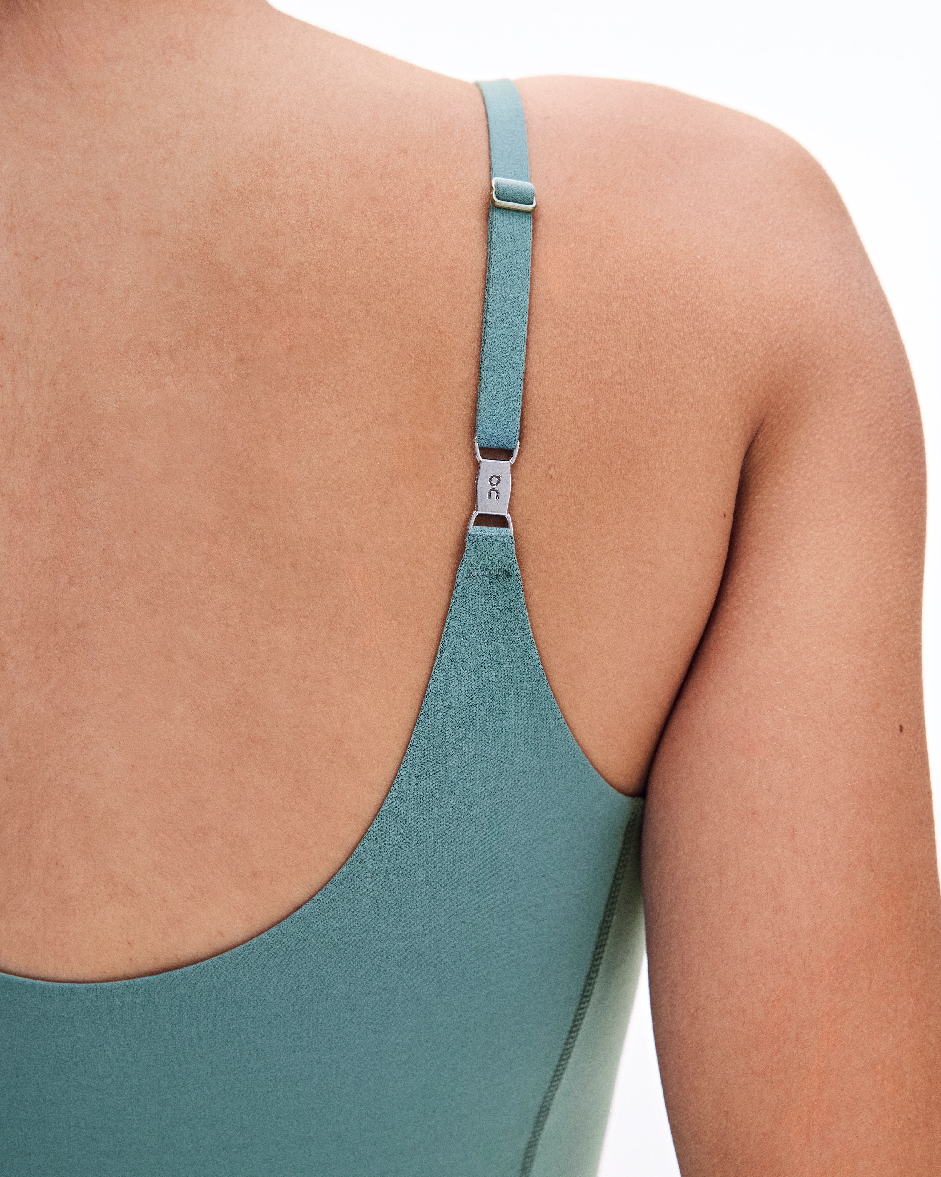 On Studio Bodysuit Agave Femme Body