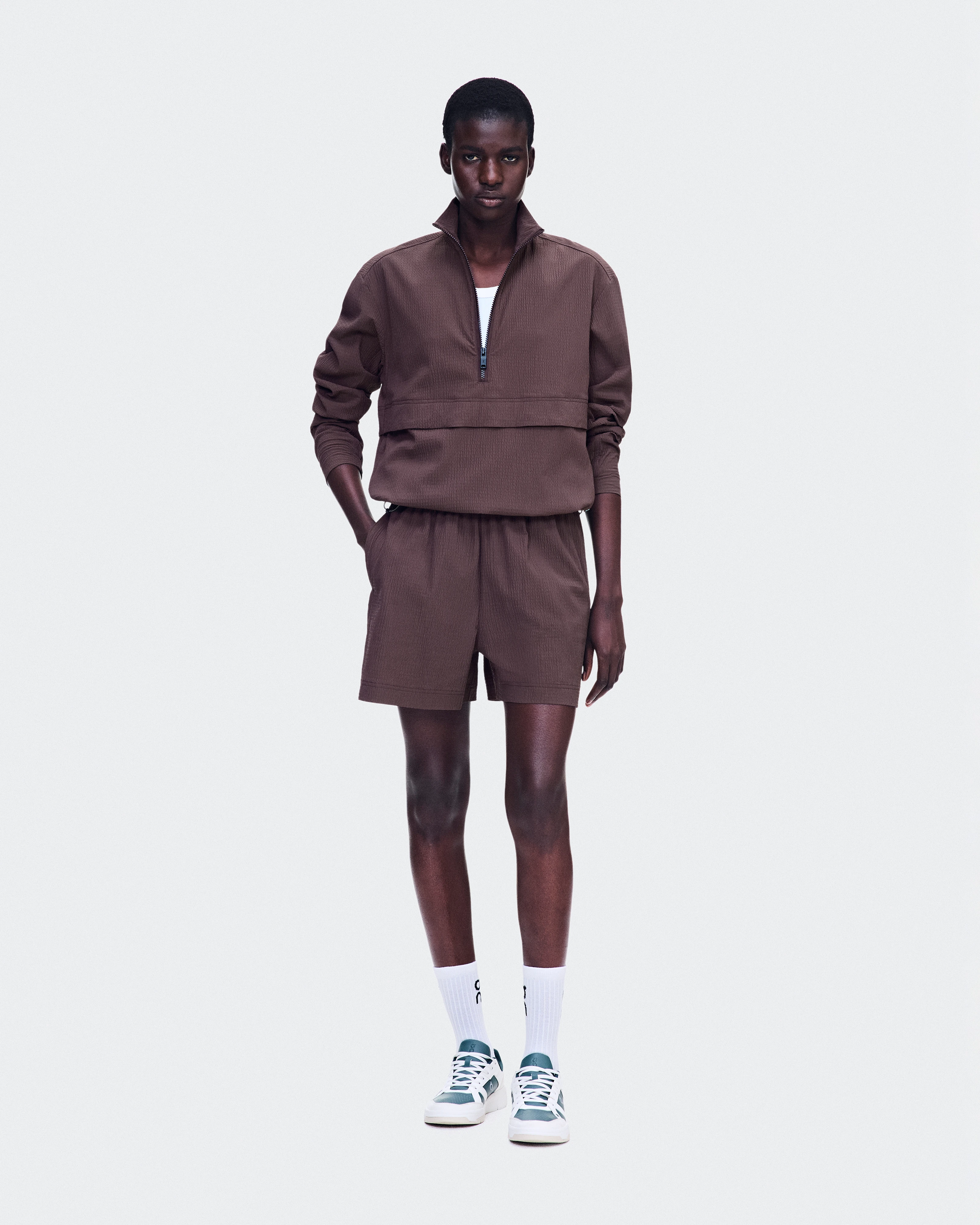 On Courtside Shorts Eaze Mulberry Femme Shorts