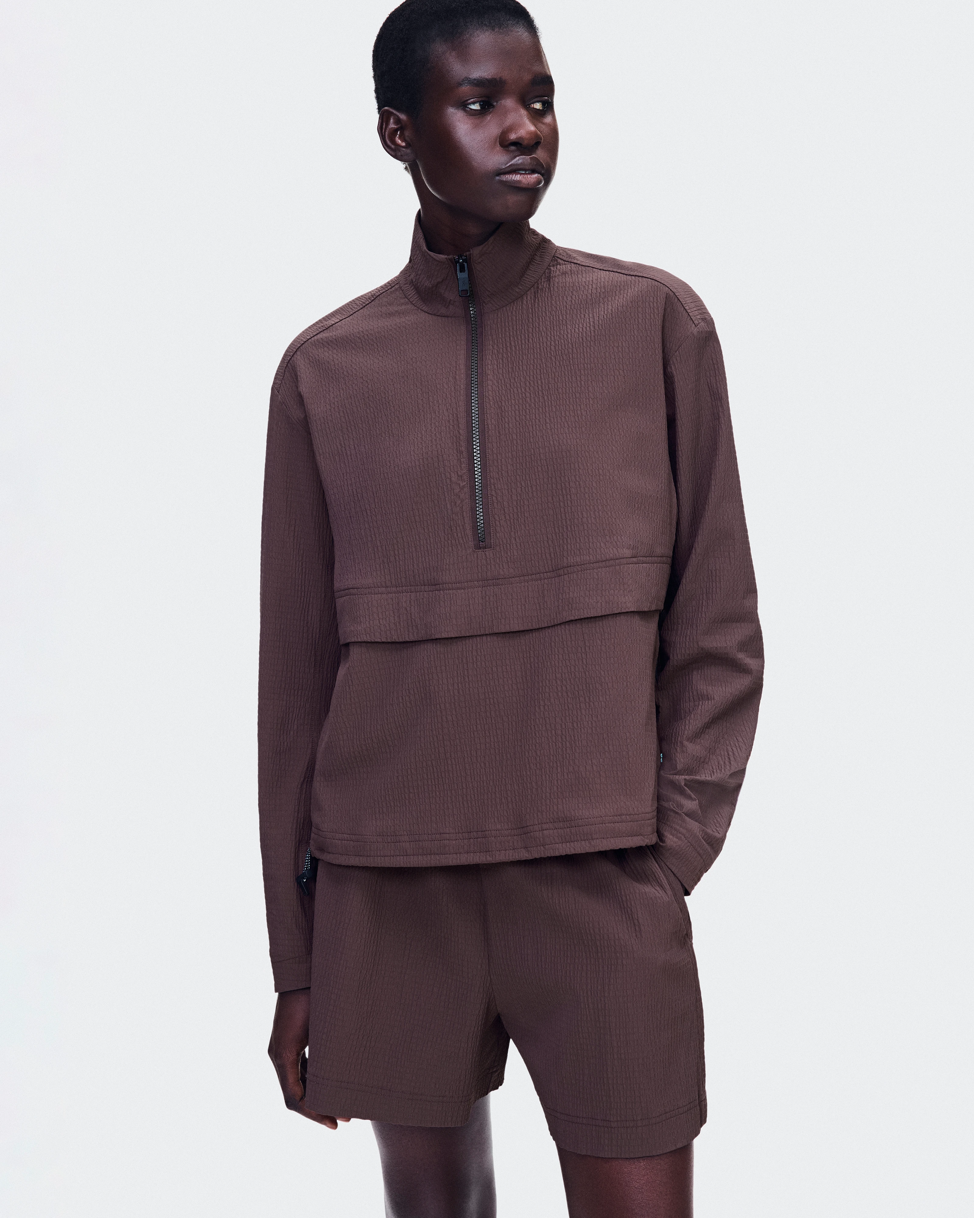 On Courtside Shorts Eaze Mulberry Femme Shorts