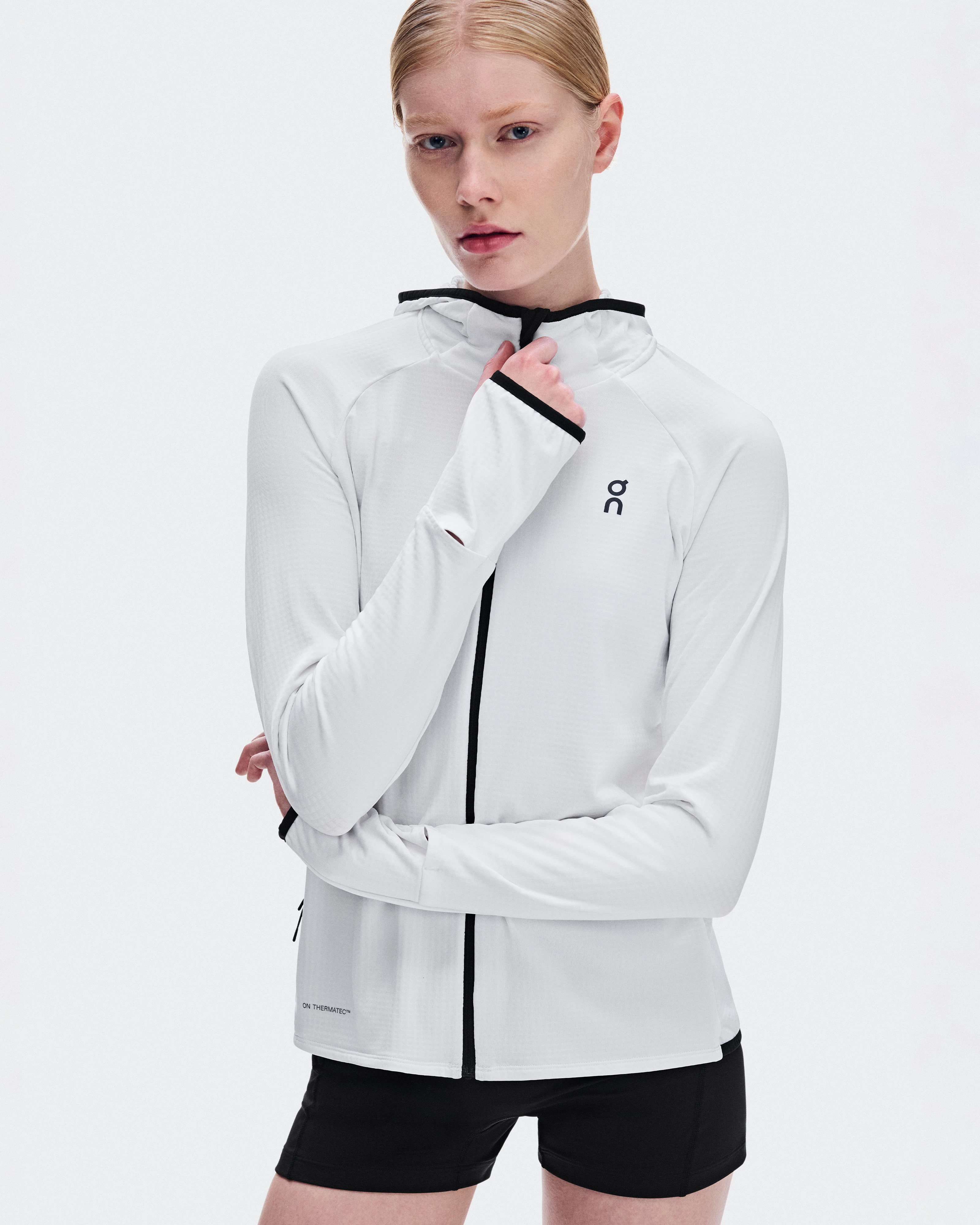 On Climate Zip Hoodie White Femme Sweats à capuche et sweats