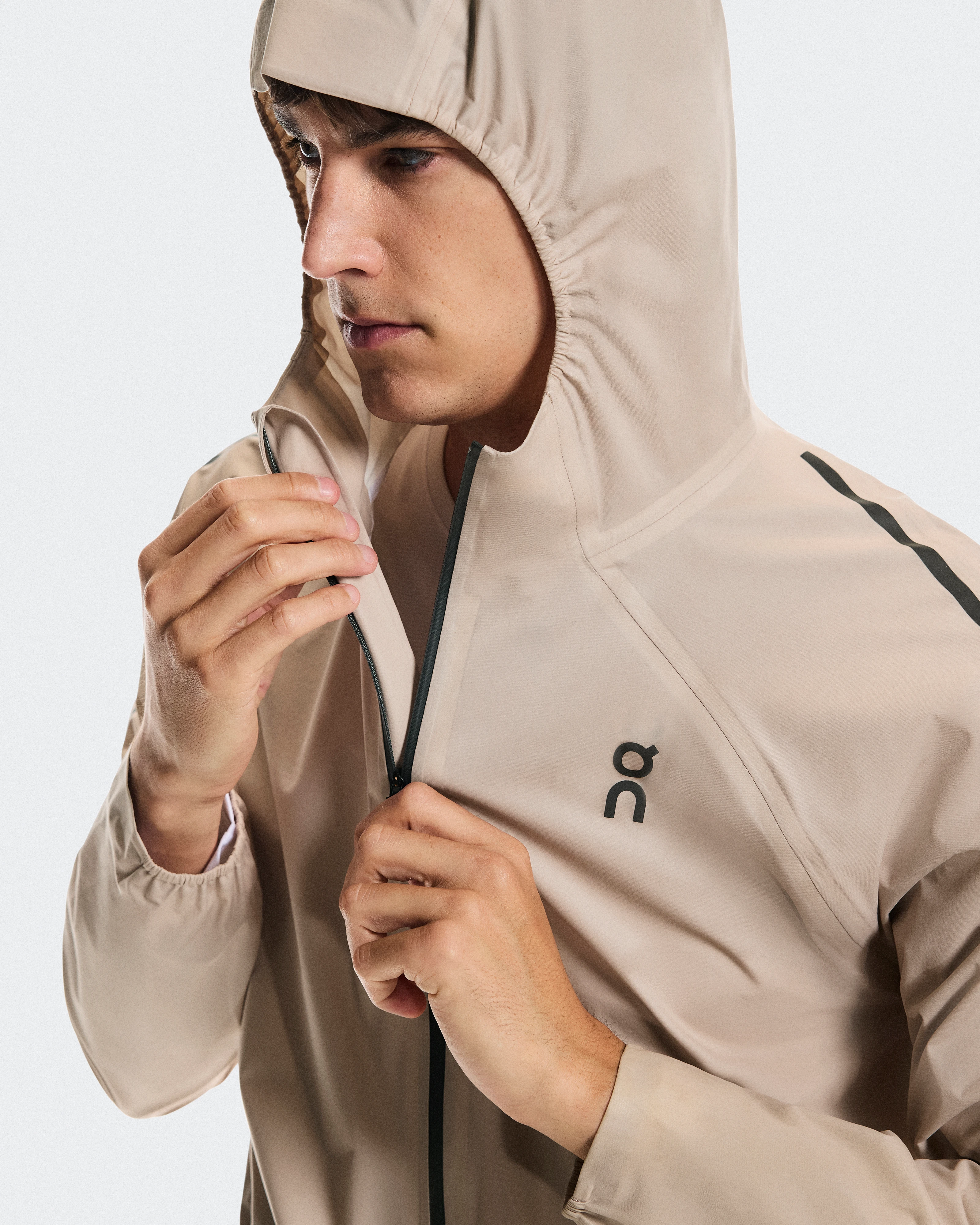 On Performance Jacket Waterproof Desert Homme Vestes