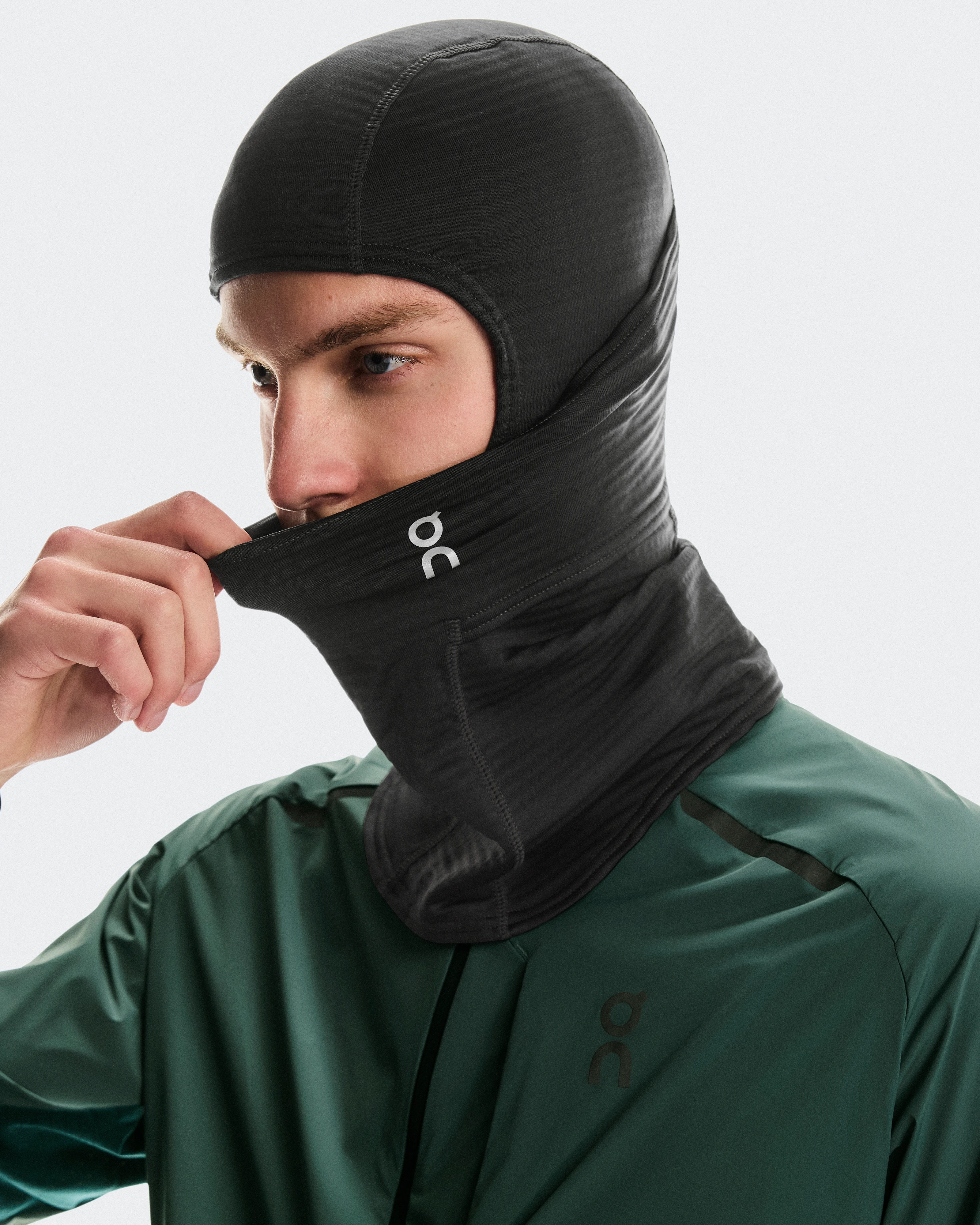 On Winter Run Balaclava Magnet Unisexe Écharpes et cache-cous