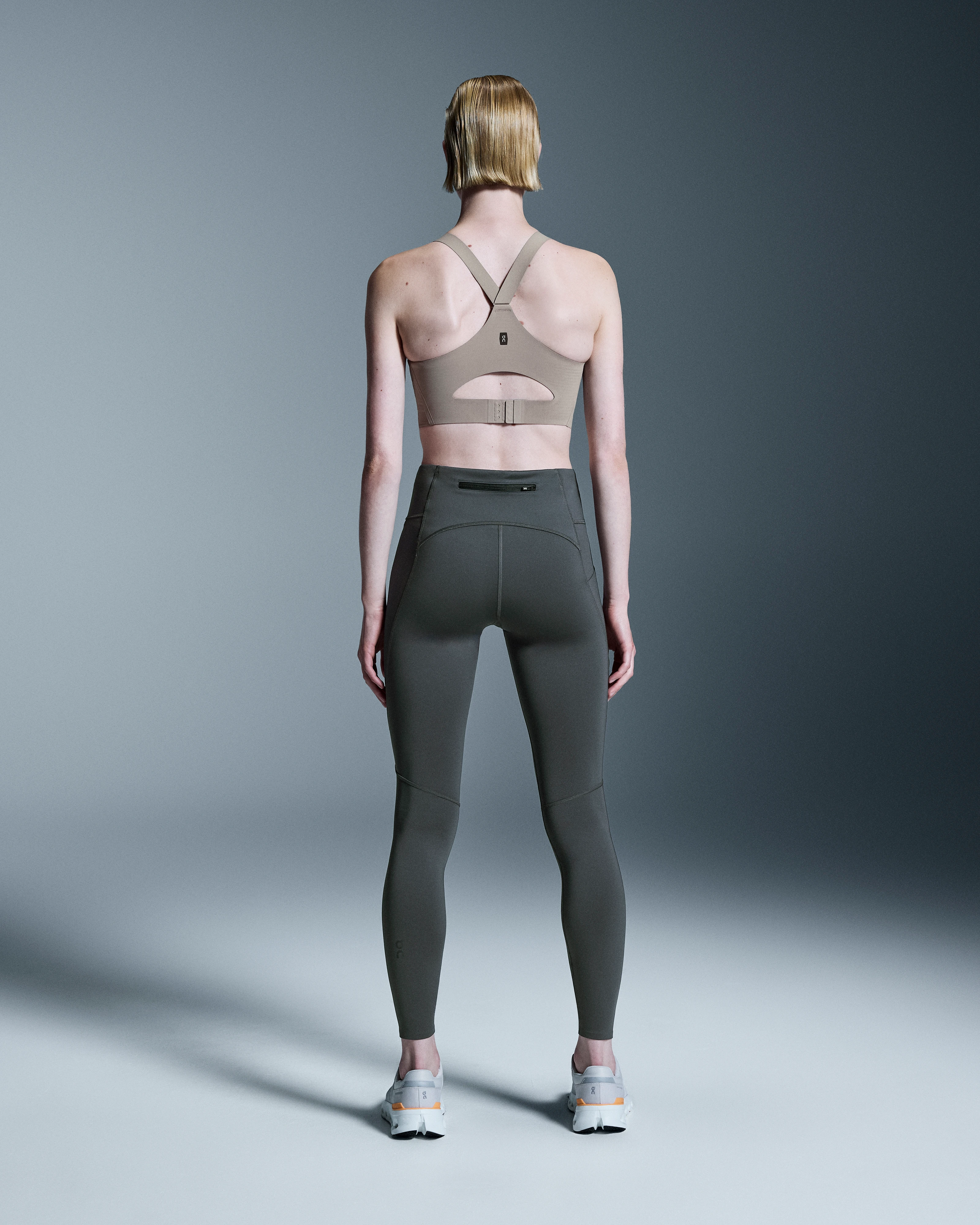 On Endurance Bra Cinder Femme Brassières