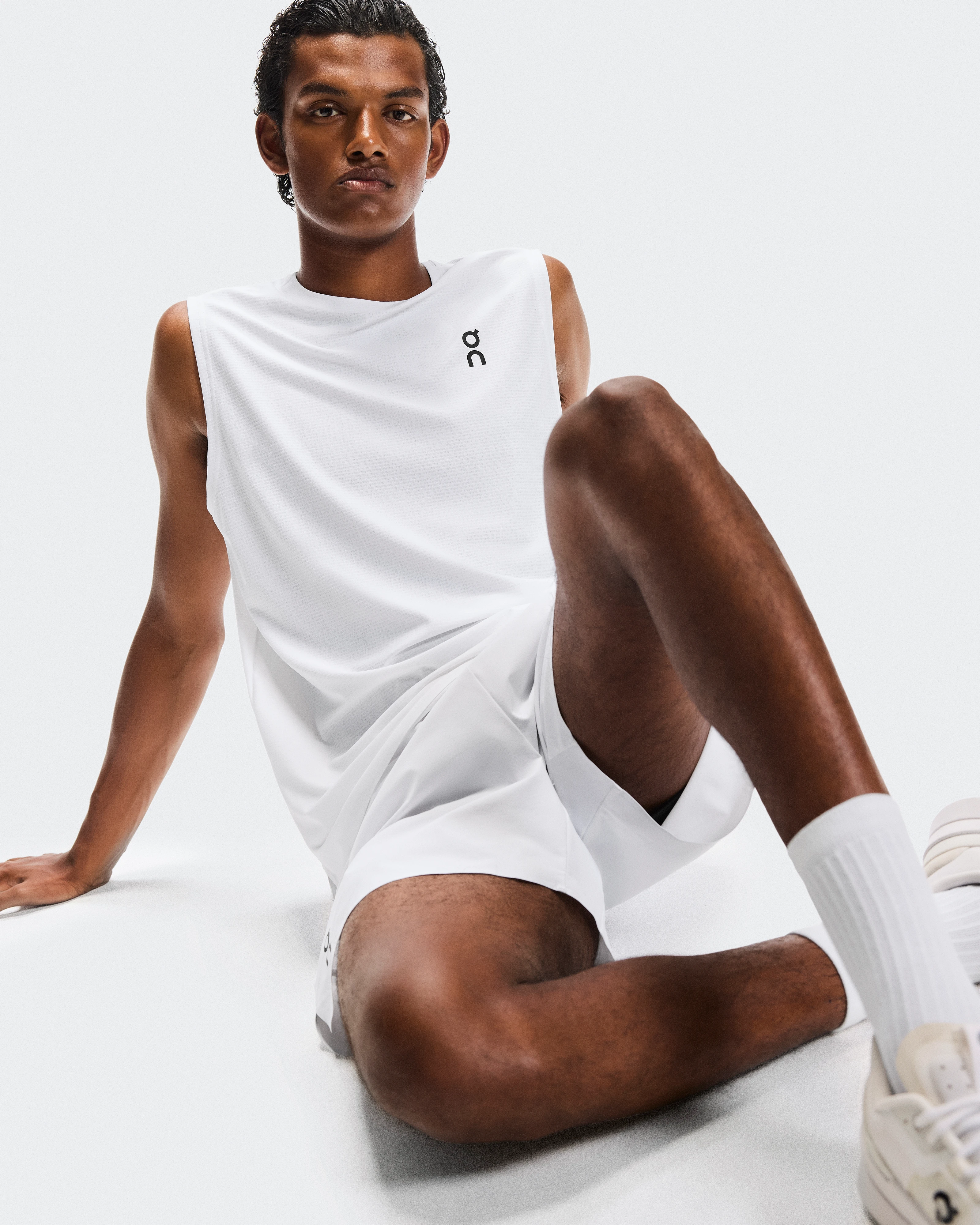 On Court Tank White Homme Hauts et t-shirts