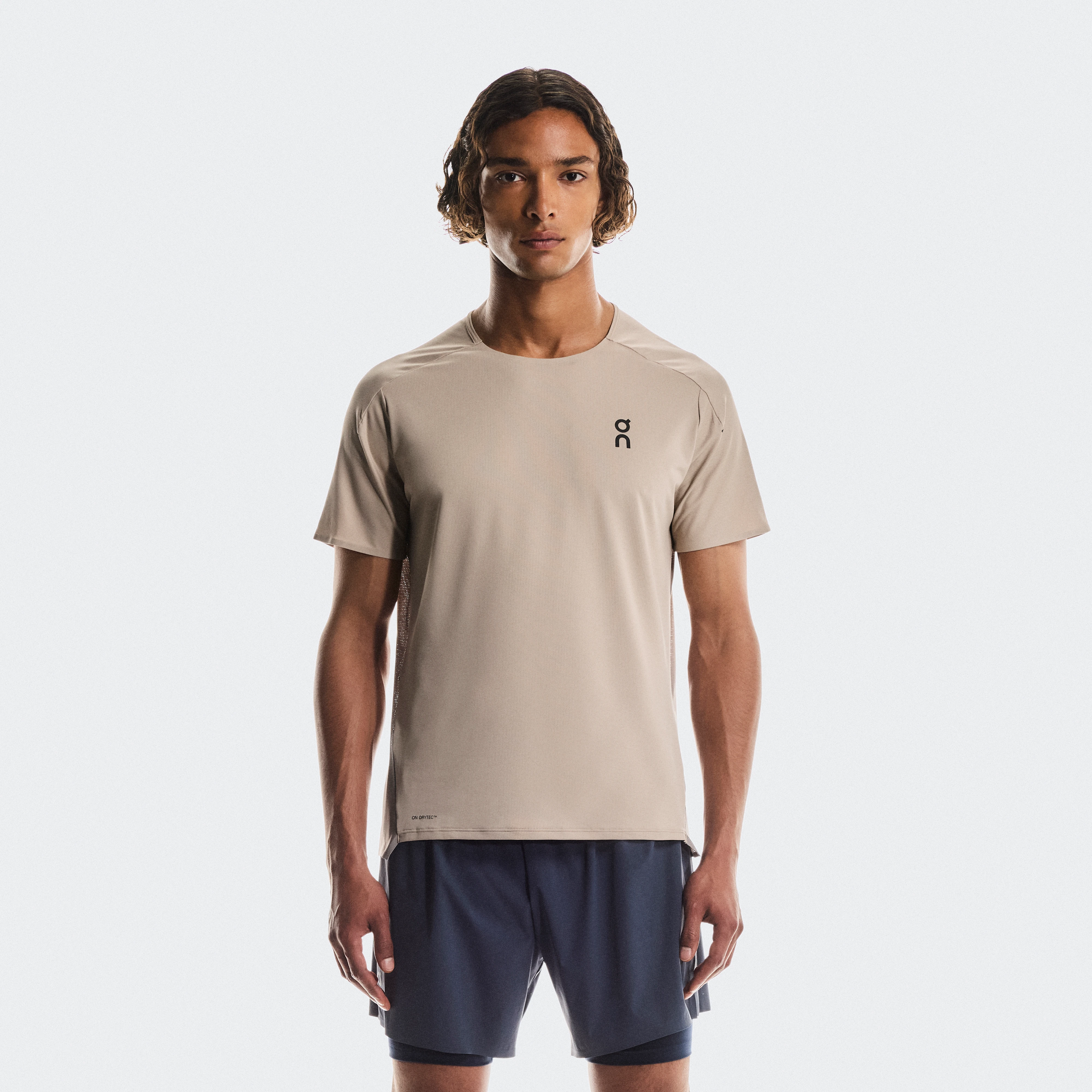 On Performance-T Desert & Cinder Homme – Running sur route, training par temps chaud Hauts et t-shirts