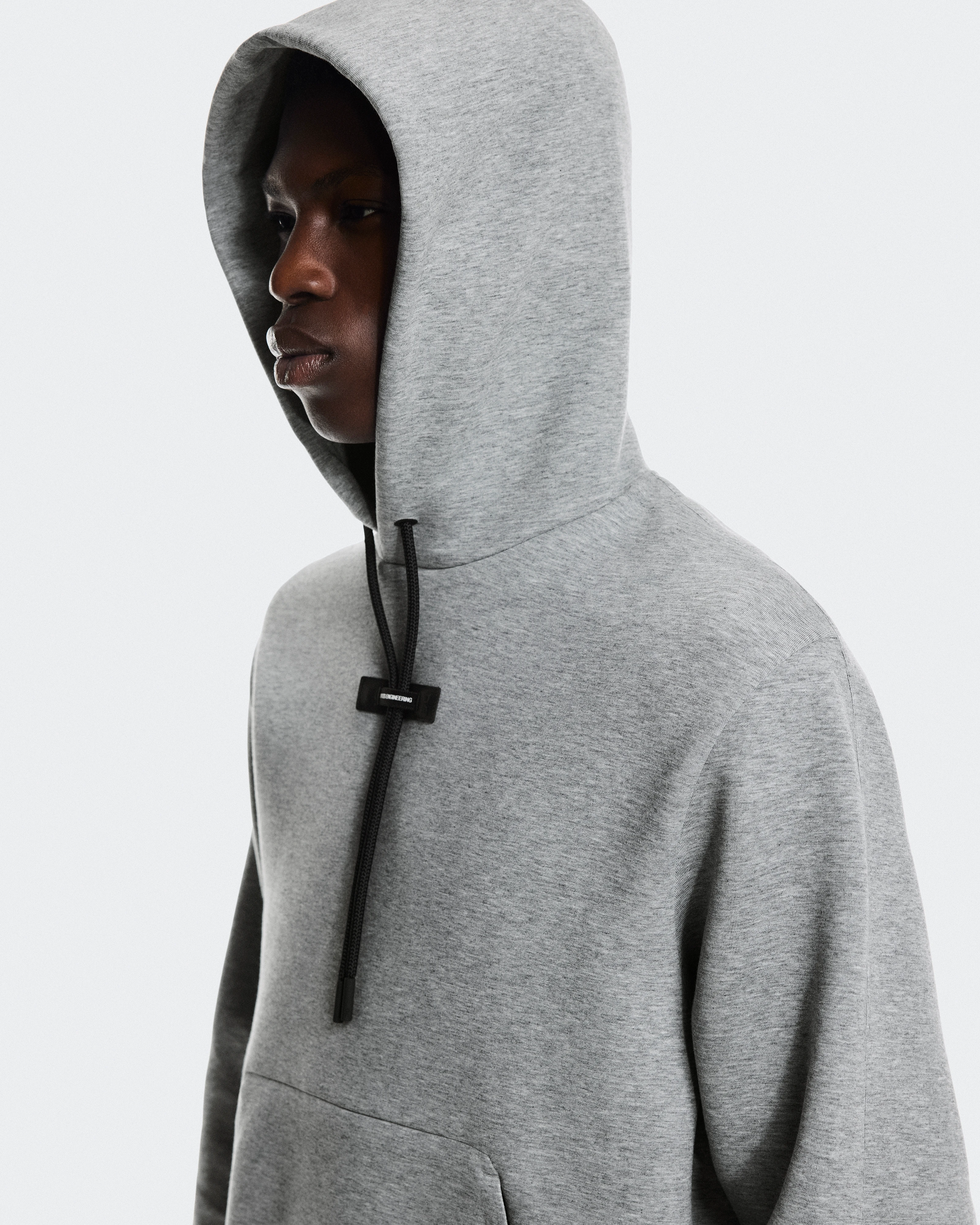 On Focus Tech Hoodie Basalt Homme Sweats à capuche et sweats