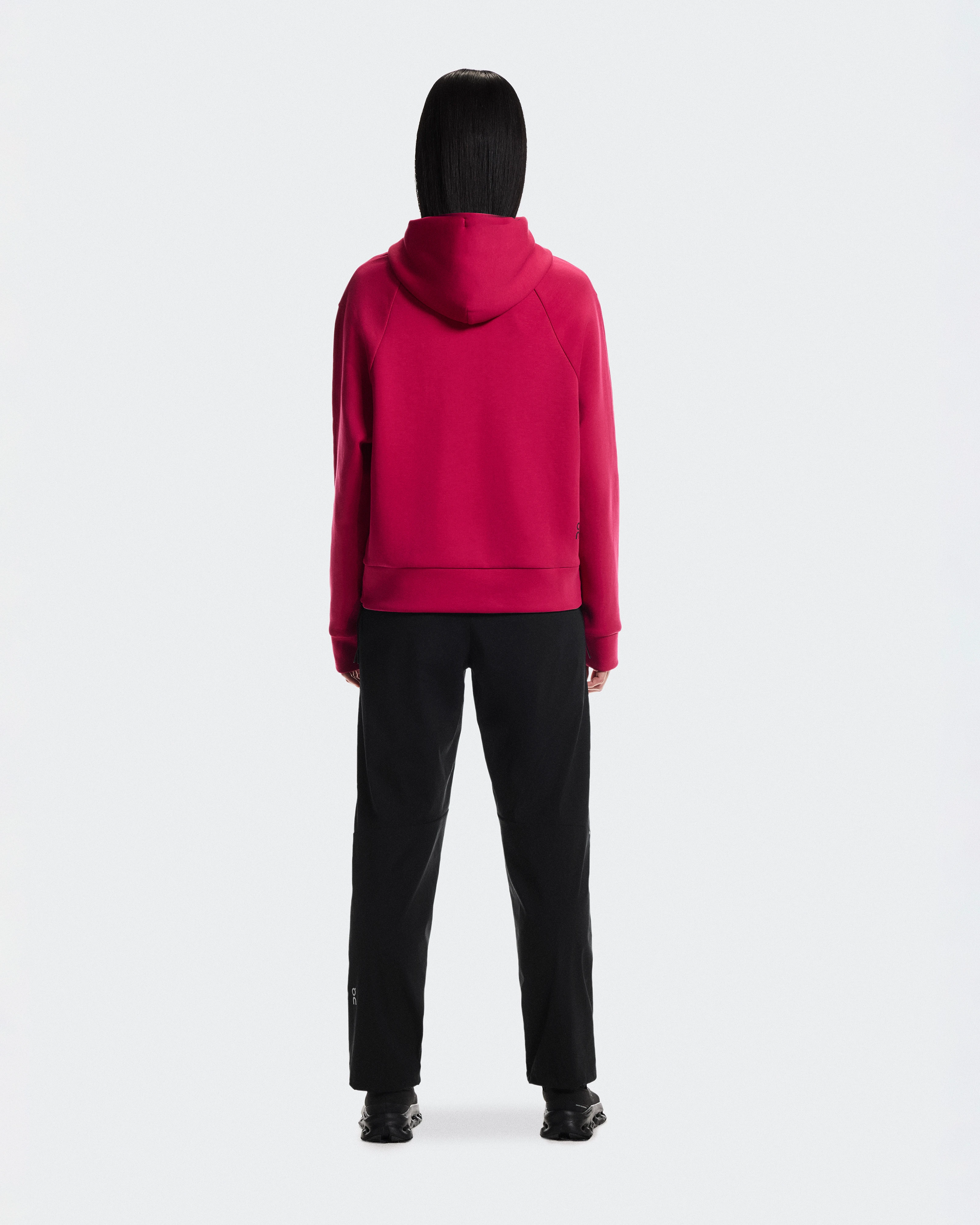 On Focus Tech Hoodie Grenadine Femme Sweats à capuche et sweats