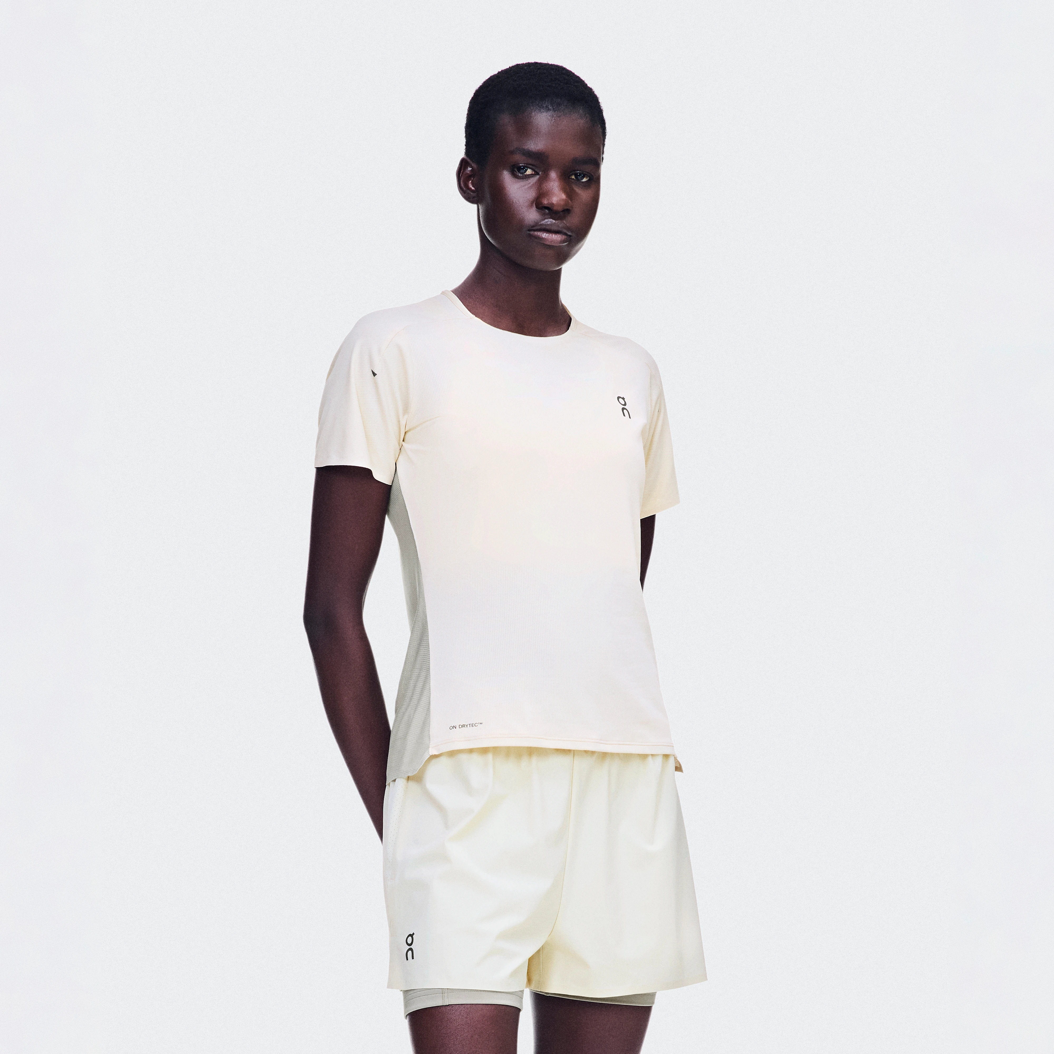 On Performance-T Hare & Brume Femme – Running sur route, training par temps chaud Hauts et t-shirts