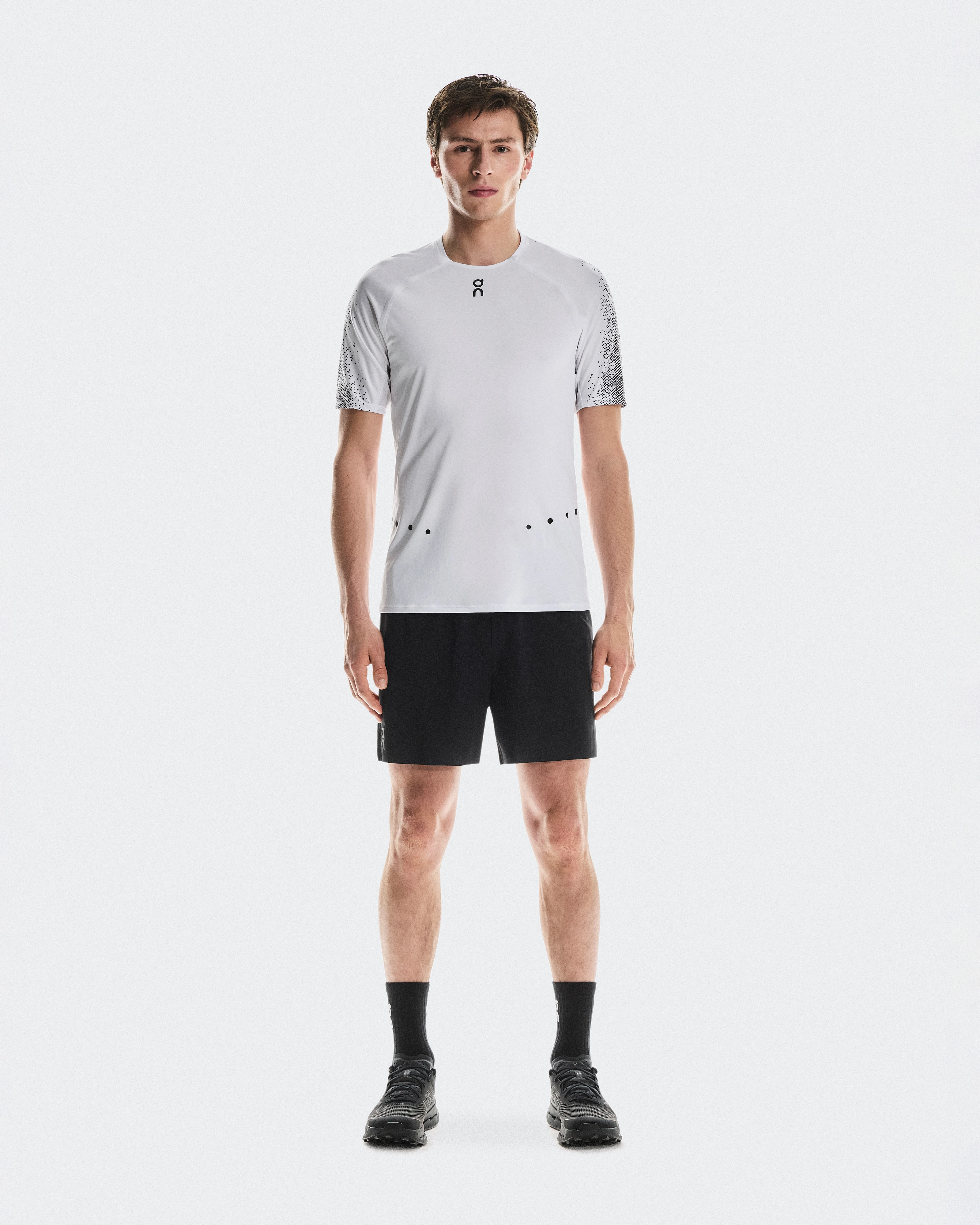 On Ultra-T White & Iron Homme Hauts et t-shirts
