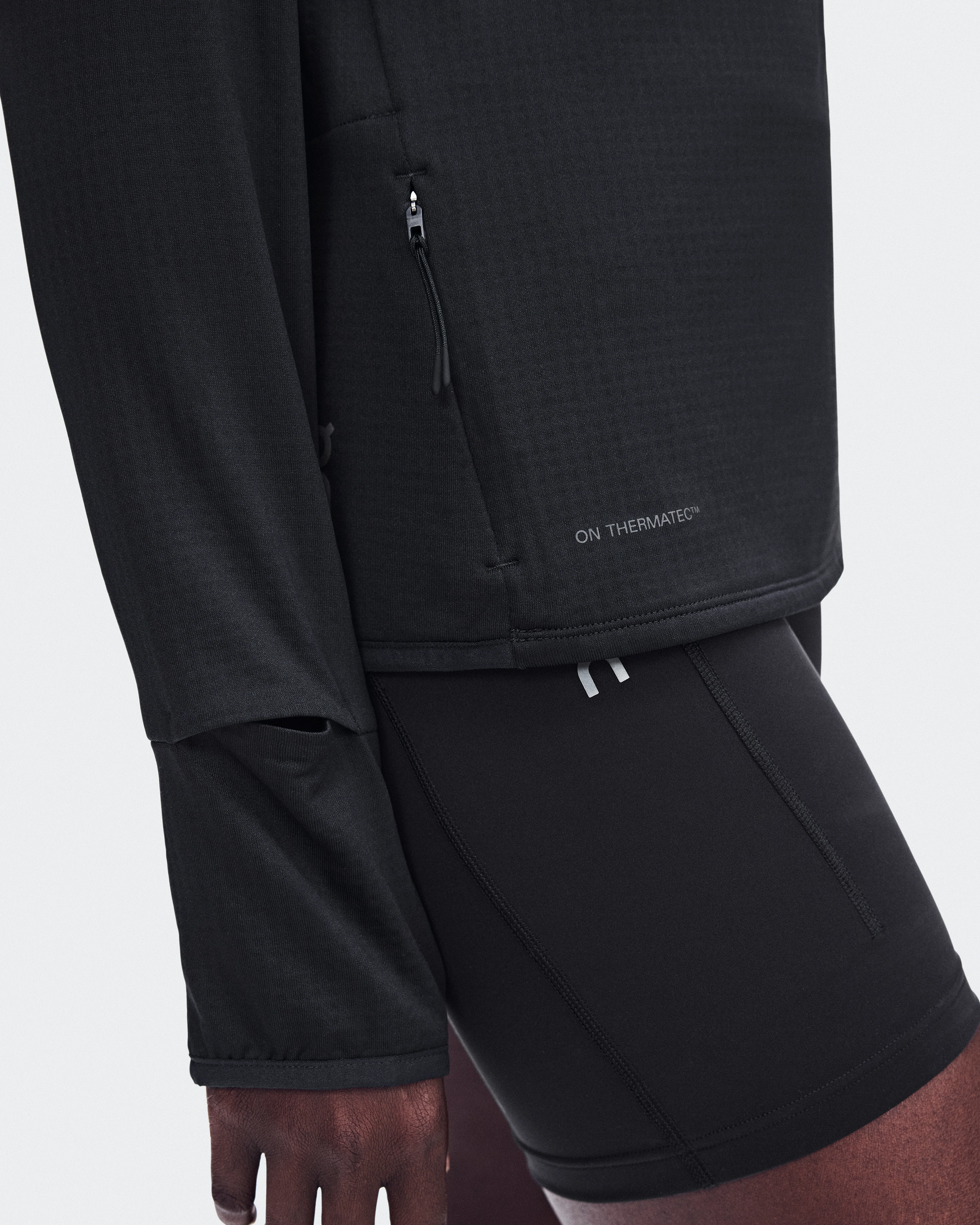 On Climate Shirt Black Femme Sweats à capuche et sweats