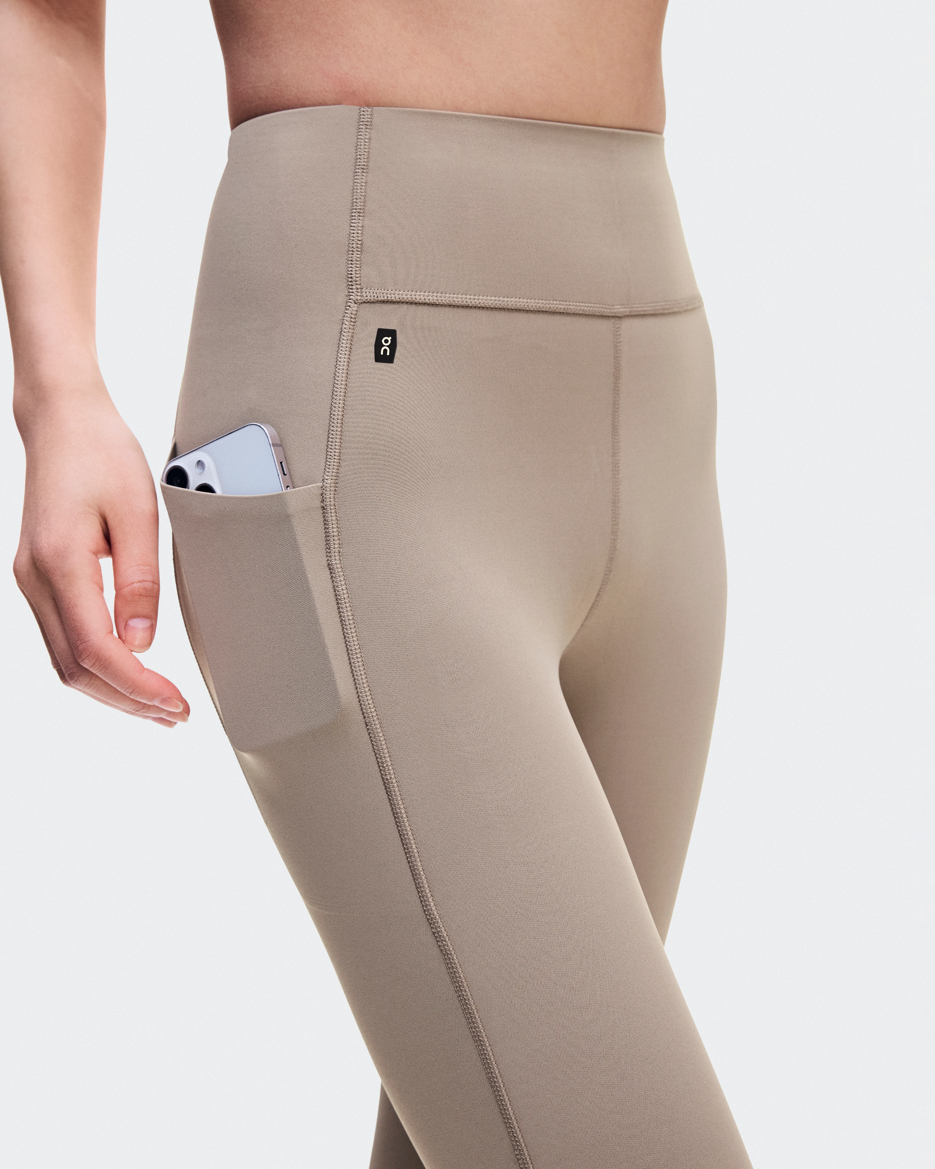 On Train Tights 7/8 Clay Femme Leggings