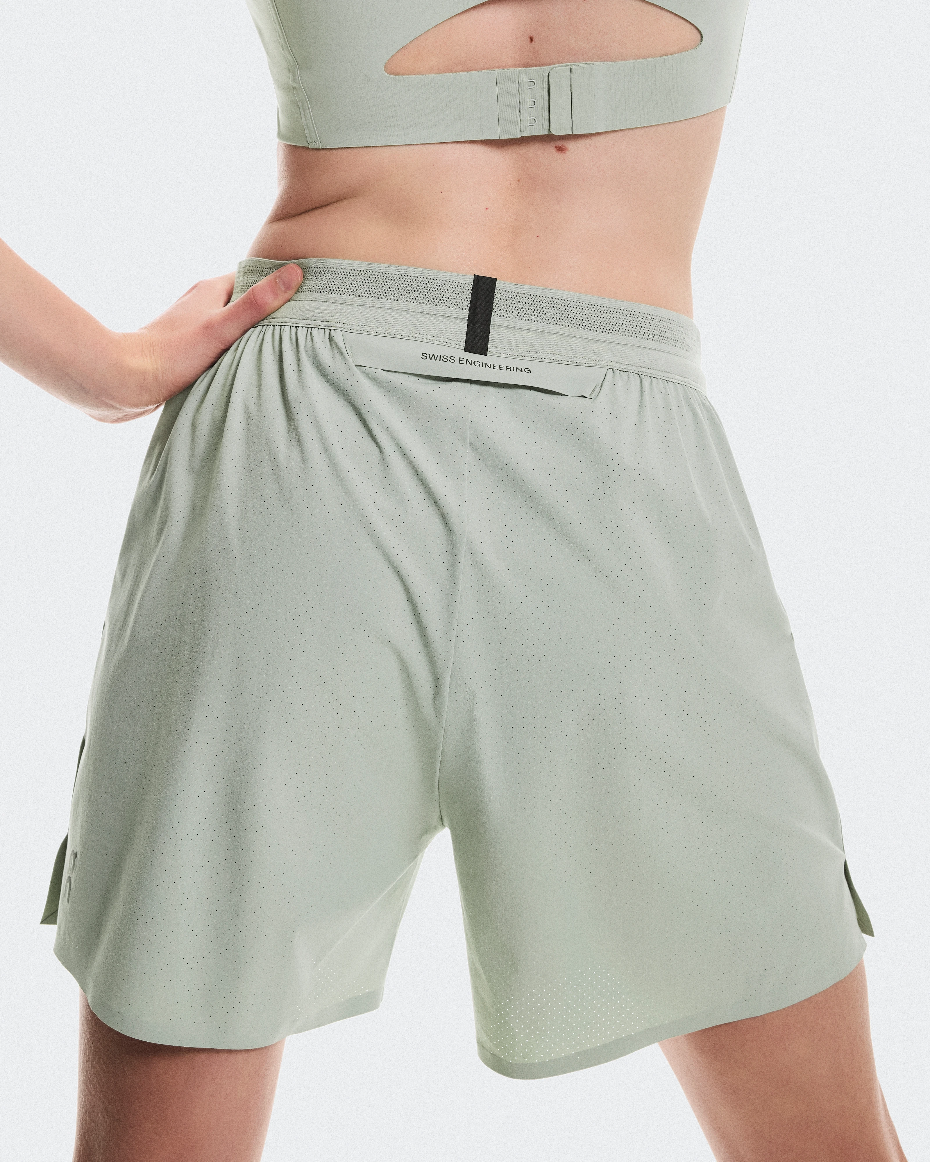 On 5" Performance Shorts Tin Femme Shorts