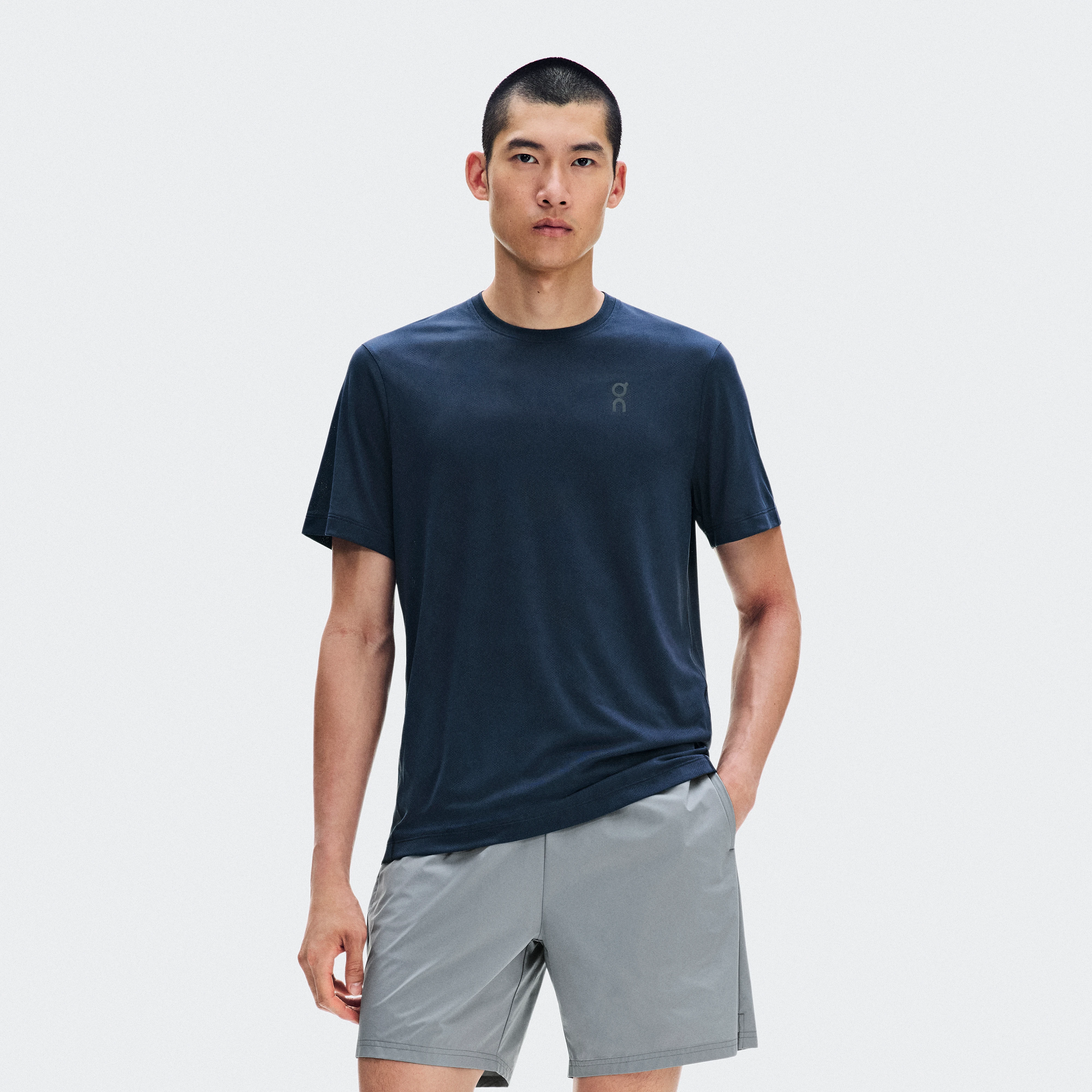 On Core-T Grid Navy Homme – Running quotidien Hauts et t-shirts