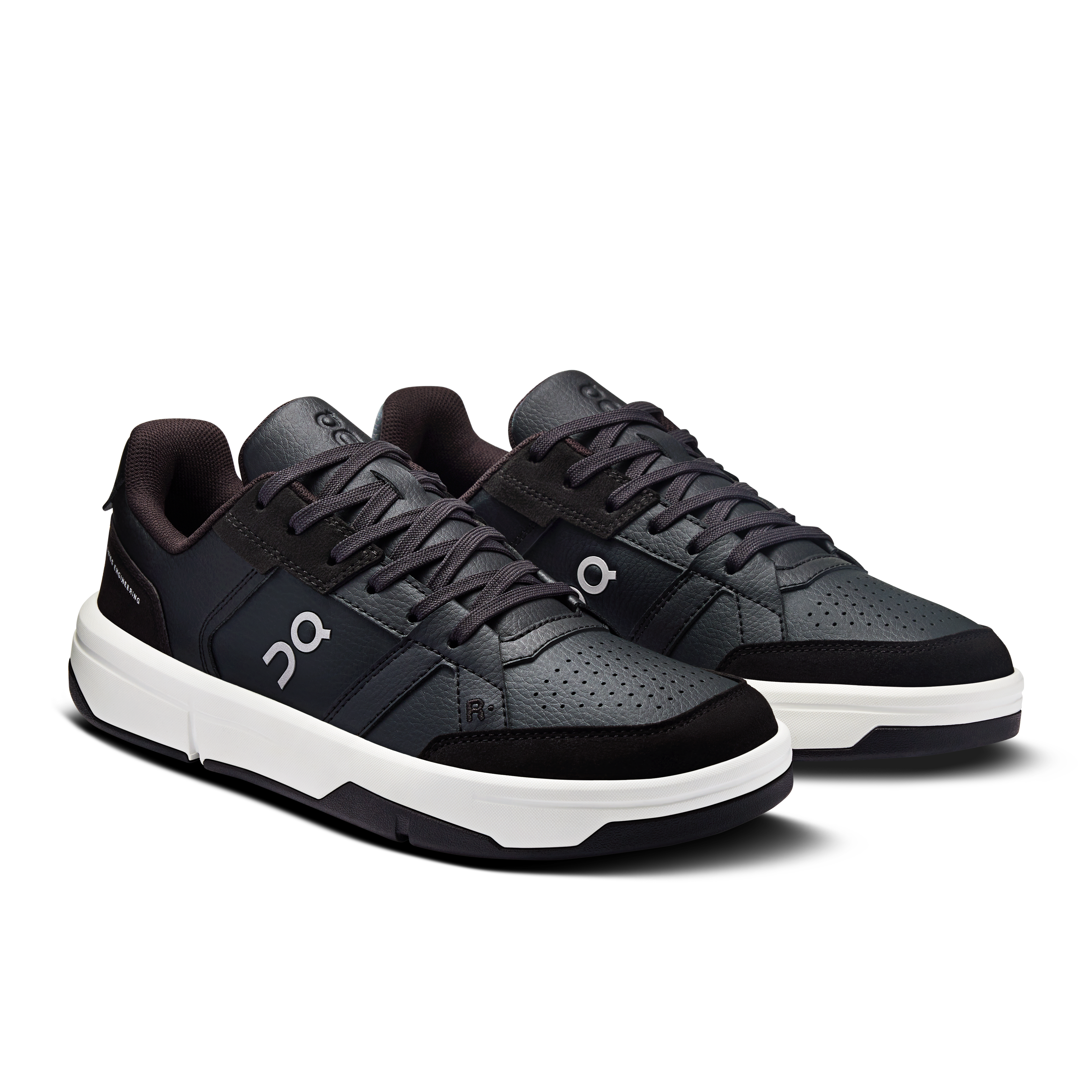 On THE ROGER Clubhouse Black & White Femme Tennis Chaussures