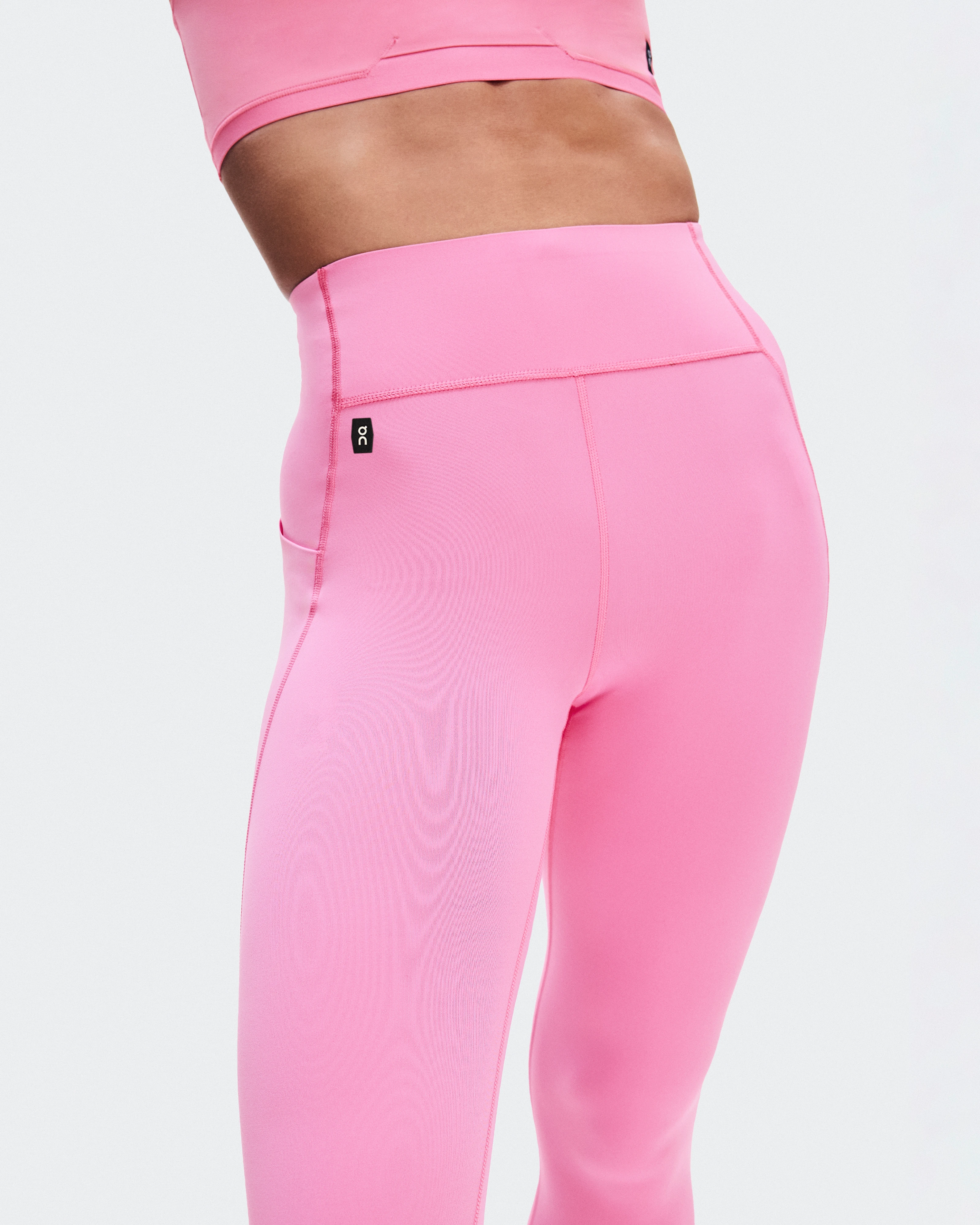 On Train Tights Bubblegum Femme Leggings